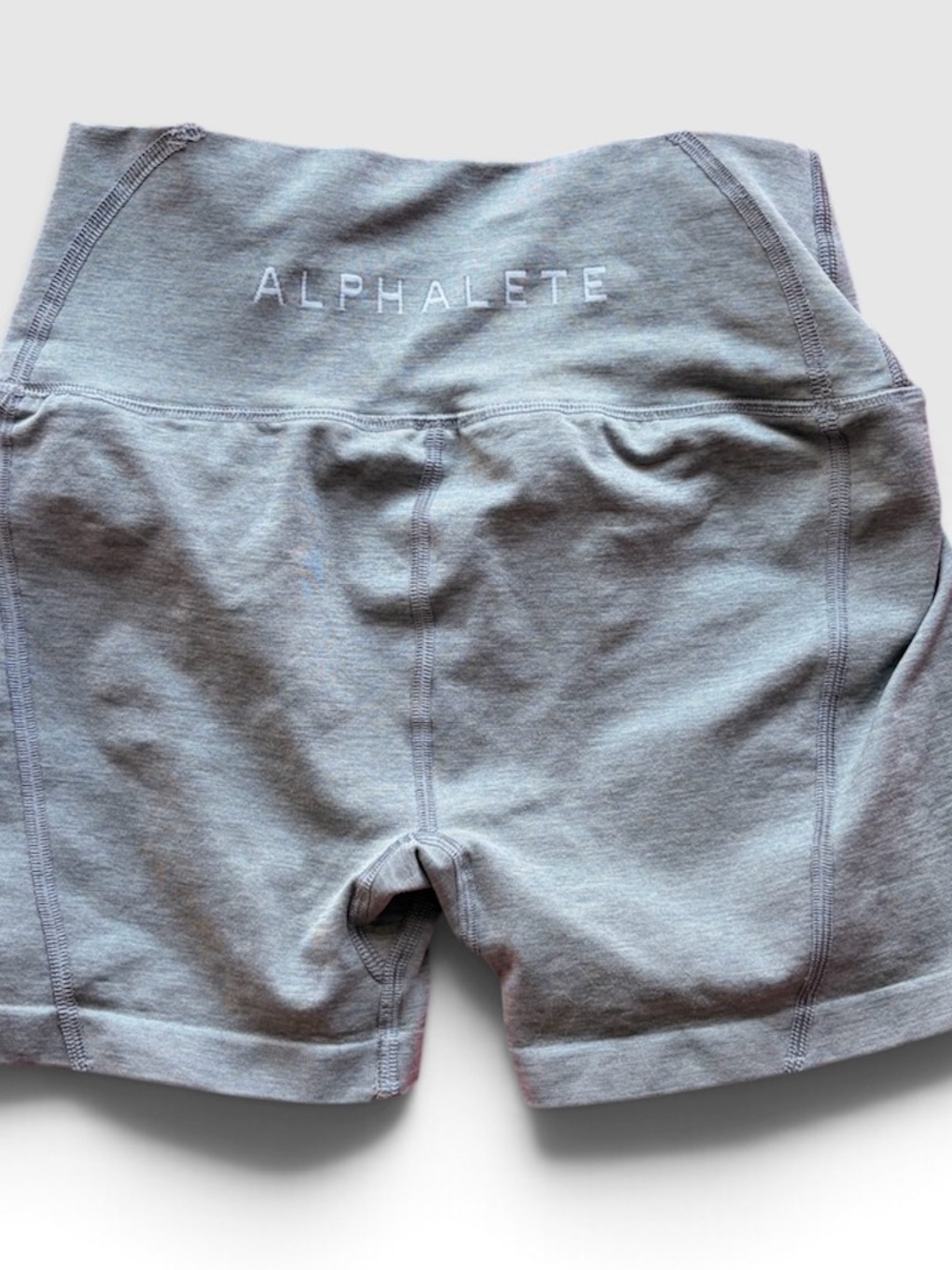 ALPHALETE | GREY OG REVIVAL SHORTS SIZE M